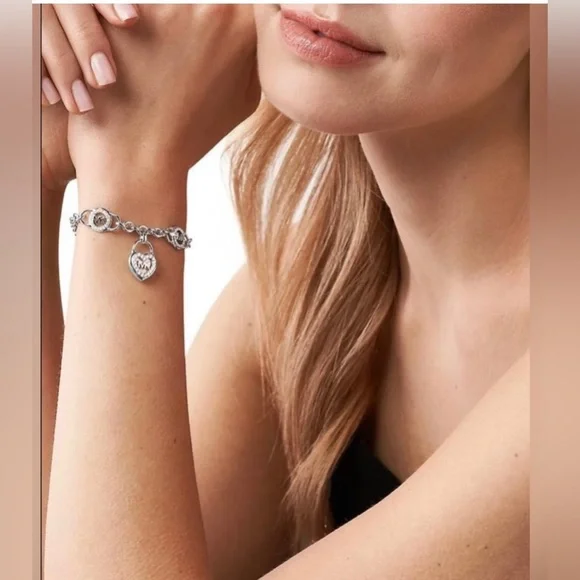(Michael Kors Women's Stainless SteelChain Bracelet with Crystal Accents